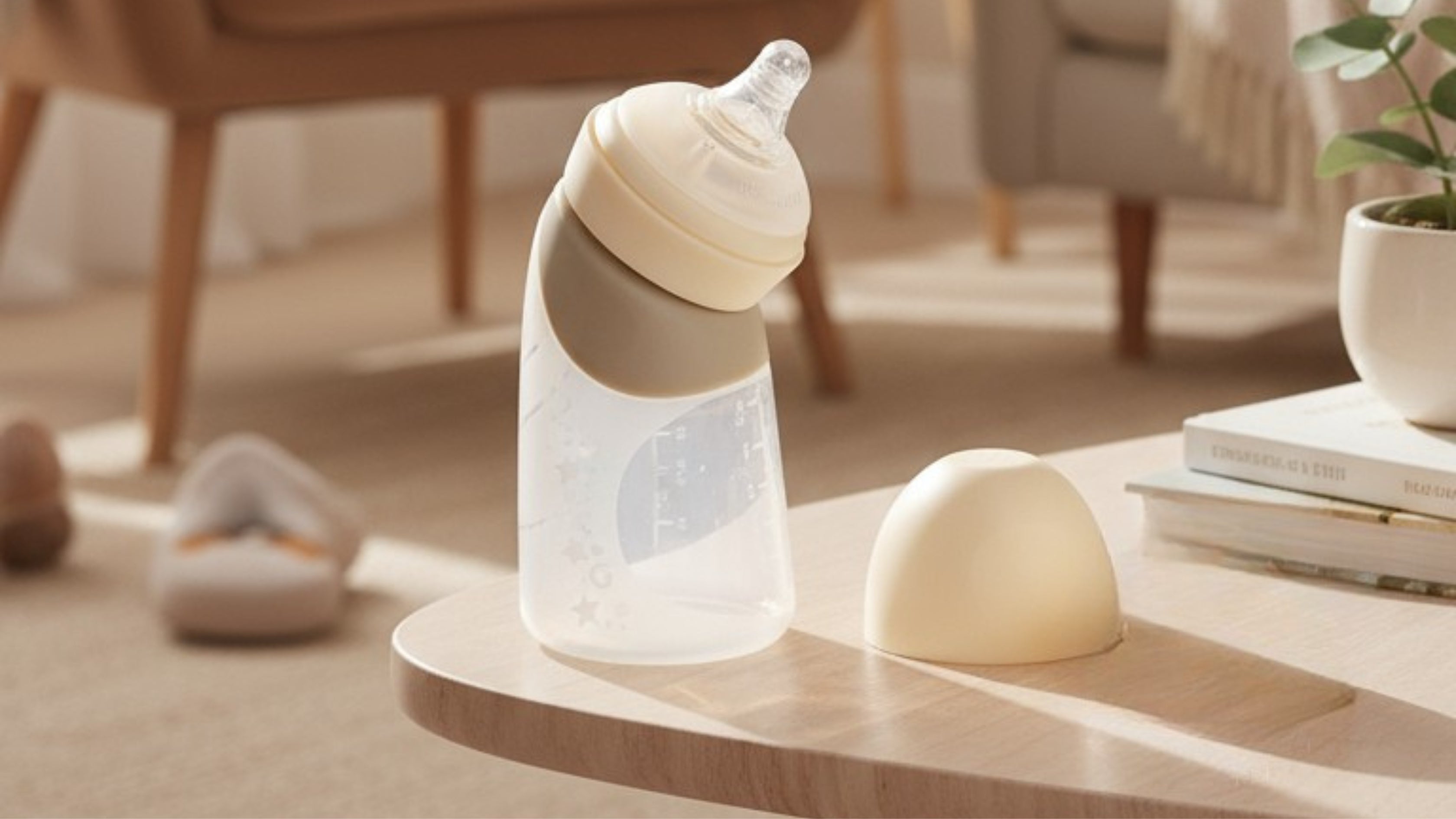 Angled Feeding Bottle: Everything You Need to Know for Natural Baby Feeding